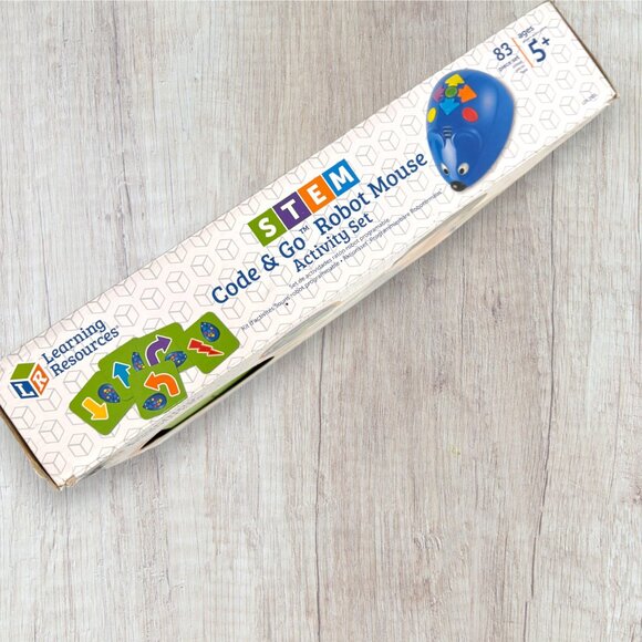 LEARNING RESOURCES Code & Go Robot Mouse STEM Game Activity Homeschool Coding - Picture 4 of 5